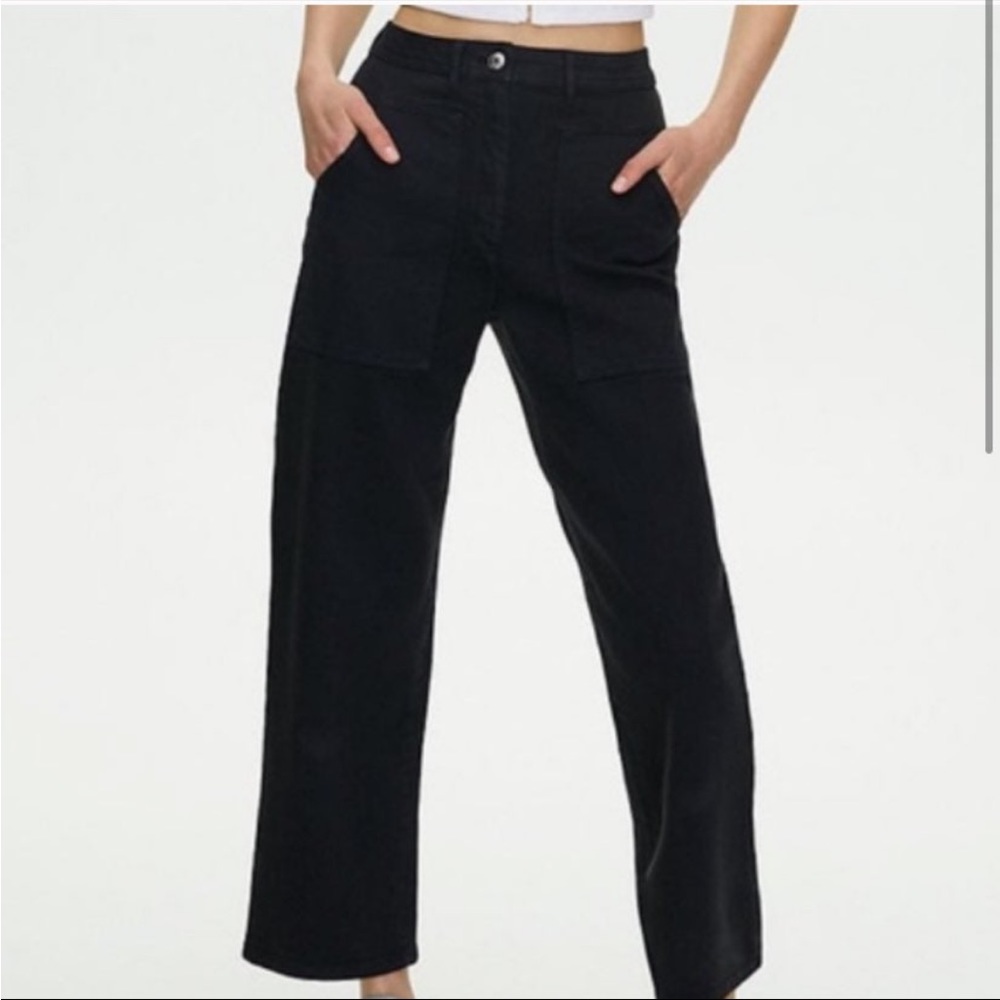 Aritzia Wilfred Free Modern Utility Pant - Black